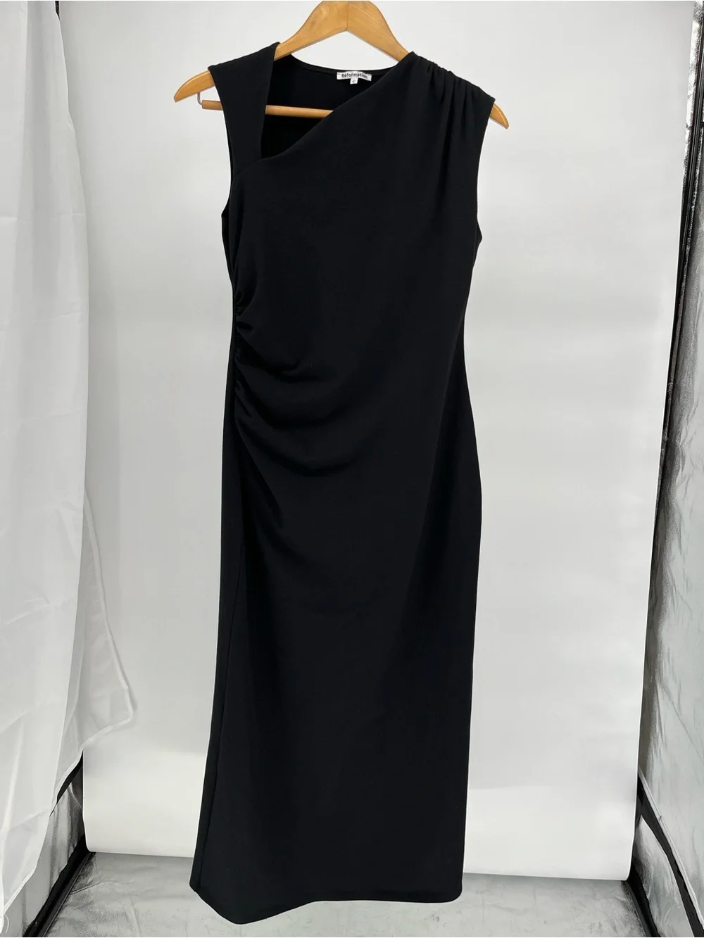 Reformation Black One Shoulder Ruched Maxi Dress Size Large Sustainable Bodycon - Picture 2 of 11
